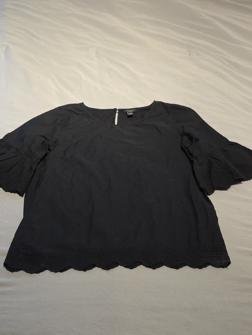 Ann Taylor Factory Black Eyelet Trim Short Sleeve Blouse